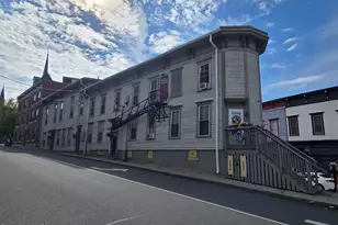 19 Church St, North Adams, MA 01247 - Photo 11