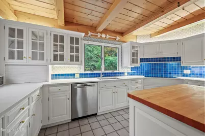 1030 Simonds Rd, Williamstown, MA 01267 - Photo 13