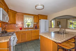 932 Williams St, Pittsfield, MA 01201 - Photo 13