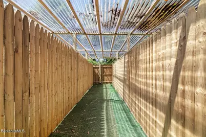 1099 New Ashford Rd, Williamstown, MA 01267 - Photo 27