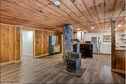 1099 New Ashford Rd, Williamstown, MA 01267 - Photo 29