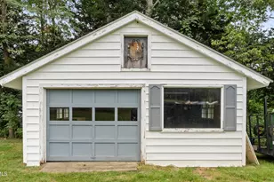 17 Kittredge Rd, Pittsfield, MA 01201 - Photo 39