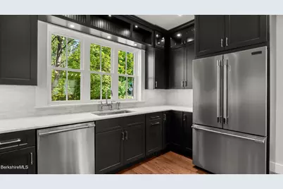 228 East St, Great Barrington, MA 01230 - Photo 7