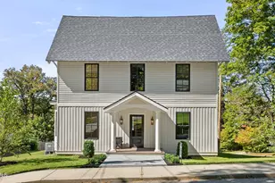 228 East St, Great Barrington, MA 01230 - Photo 3