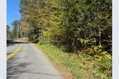 1 Wade Inn Rd, Becket, MA 01223 - Photo 1