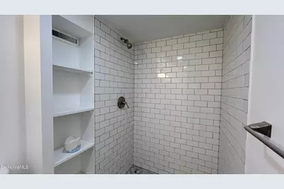 190 Willow St, Lee, MA 01238 - Photo 37