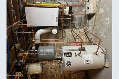 53 Depot St, Cheshire, MA 01225 - Photo 21