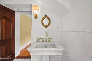 5 Crofut St, Pittsfield, MA 01201 - Photo 45