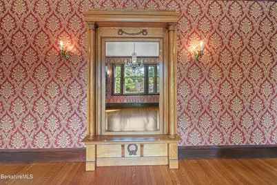 5 Crofut St, Pittsfield, MA 01201 - Photo 11