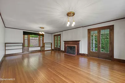 5 Crofut St, Pittsfield, MA 01201 - Photo 13