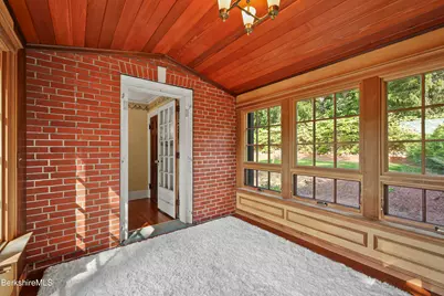5 Crofut St, Pittsfield, MA 01201 - Photo 33