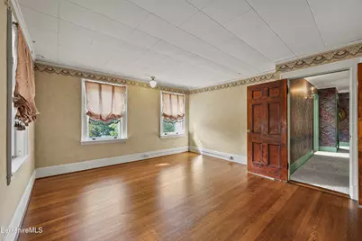 5 Crofut St, Pittsfield, MA 01201 - Photo 31