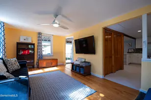 1600 Pleasant St, Lee, MA 01238 - Photo 15