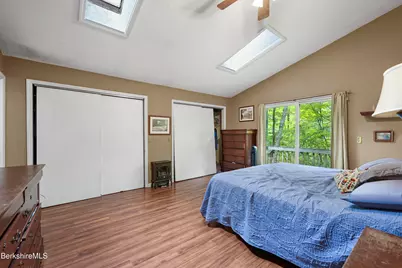 1592 County Rd, Sheffield, MA 01230 - Photo 15