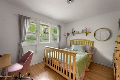 1592 County Rd, Sheffield, MA 01230 - Photo 21