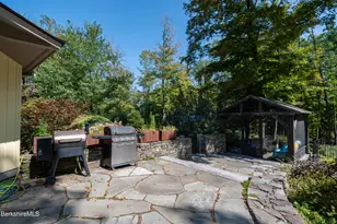 71 & 73 Blunt Rd, Egremont, MA 01230 - Photo 9