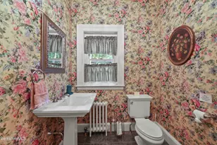 65 Crofut St, Pittsfield, MA 01201 - Photo 27