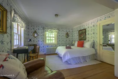 65 Crofut St, Pittsfield, MA 01201 - Photo 47