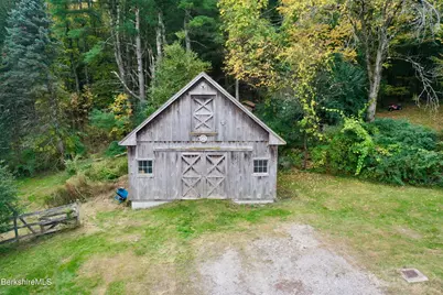 15 W Stockbridge Rd, Stockbridge, MA 01262 - Photo 15