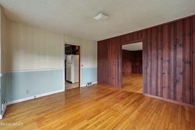 399 State Rd, Richmond, MA 01254 - Photo 15