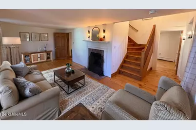 910 North Hoosac Rd, Williamstown, MA 01267 - Photo 9