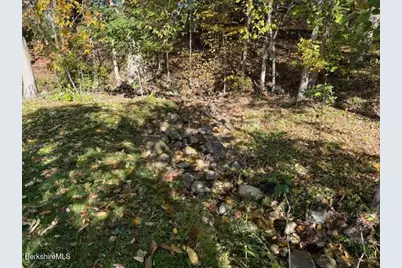 910 North Hoosac Rd, Williamstown, MA 01267 - Photo 19