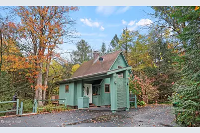 1178 Bancroft Rd, Becket, MA 01223 - Photo 3