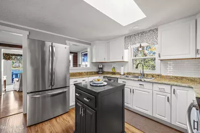 30 Cove Ln, Hinsdale, MA 01235 - Photo 11