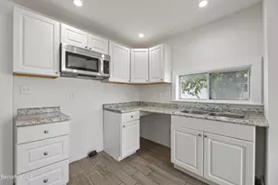 17 Phelps Ave, North Adams, MA 01247 - Photo 13