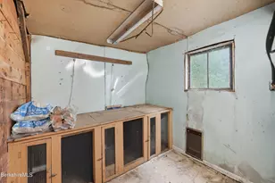 10 Maple Ln, Blandford, MA 01008 - Photo 33