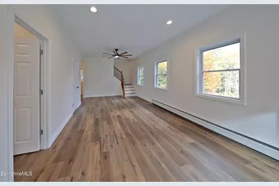 165 Sandisfield Rd, Sandisfield, MA 01255 - Photo 25