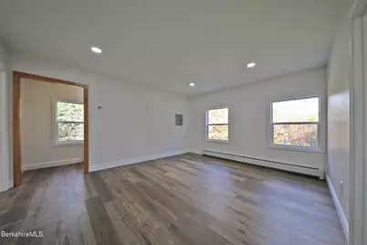165 Sandisfield Rd, Sandisfield, MA 01255 - Photo 27