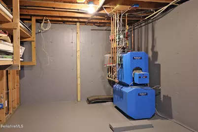 165 Sandisfield Rd, Sandisfield, MA 01255 - Photo 45