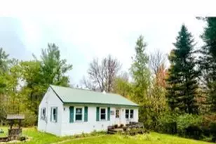 9 Greylock Cir, Peru, MA 01235 - Photo 3