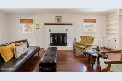 230 Middle Rd, Austerlitz, NY 12017 - Photo 23