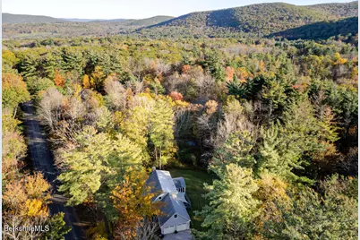 230 Middle Rd, Austerlitz, NY 12017 - Photo 11