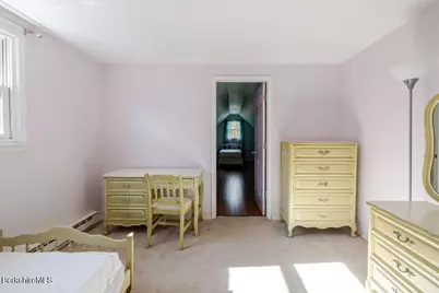 230 Middle Rd, Austerlitz, NY 12017 - Photo 37