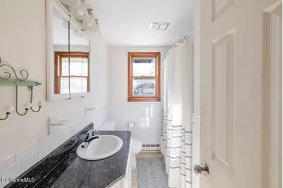 230 Middle Rd, Austerlitz, NY 12017 - Photo 31