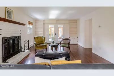 230 Middle Rd, Austerlitz, NY 12017 - Photo 25