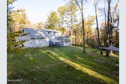 230 Middle Rd, Austerlitz, NY 12017 - Photo 7