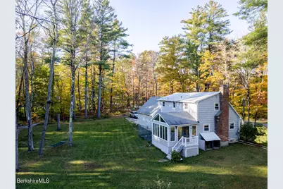 230 Middle Rd, Austerlitz, NY 12017 - Photo 9