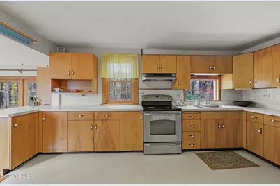 1772 Swamp Rd, Richmond, MA 01254 - Photo 15