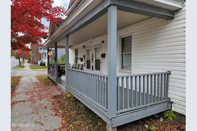 61 Seymour St, Pittsfield, MA 01201 - Photo 1