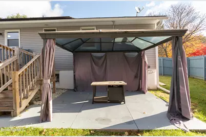 68 Howe Rd, Pittsfield, MA 01201 - Photo 11