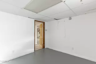 68 Howe Rd, Pittsfield, MA 01201 - Photo 33