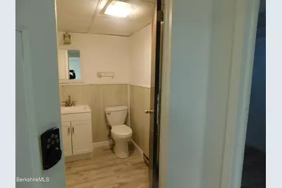 68 Howe Rd, Pittsfield, MA 01201 - Photo 31