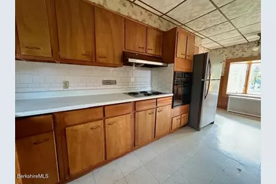 41 Highland Ave, Pittsfield, MA 01201 - Photo 17