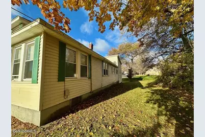 41 Highland Ave, Pittsfield, MA 01201 - Photo 3