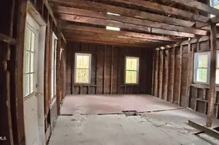 336 Walnut St, North Adams, MA 01247 - Photo 11