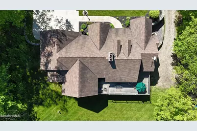 5 Victoria Ln, Lanesborough, MA 01237 - Photo 15